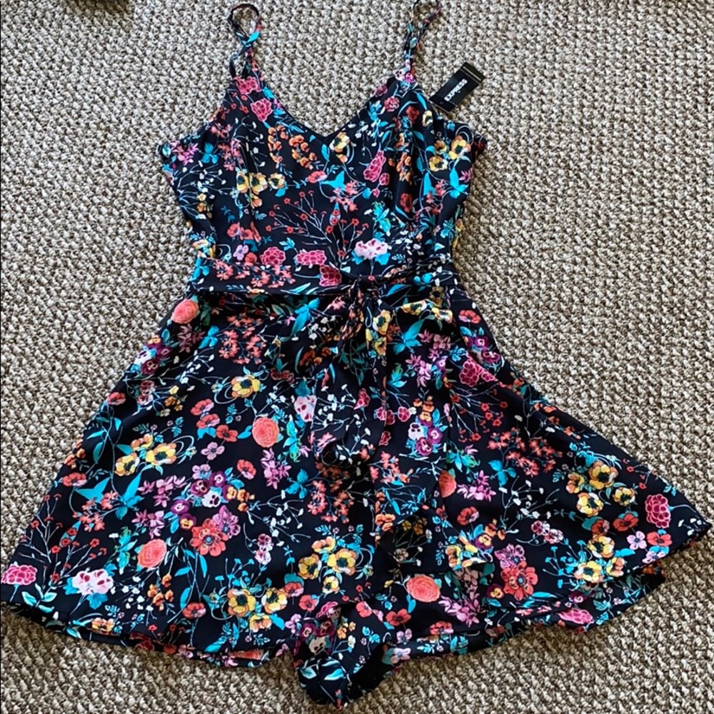 EXPRESS romper